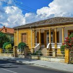 ניקוסיה – בירת קפריסין. לפקוסיה היוונית ולפקושה הטורקית.