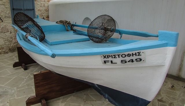 סירת דייגים במוזיאון הפולקלור בקפריסין