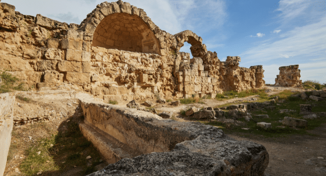 מבנה עתיק בסלאמיס