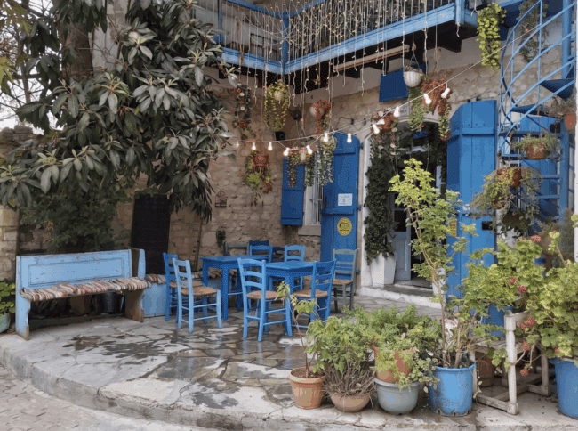 טברנה ריקה בכפר ווני קפריסין